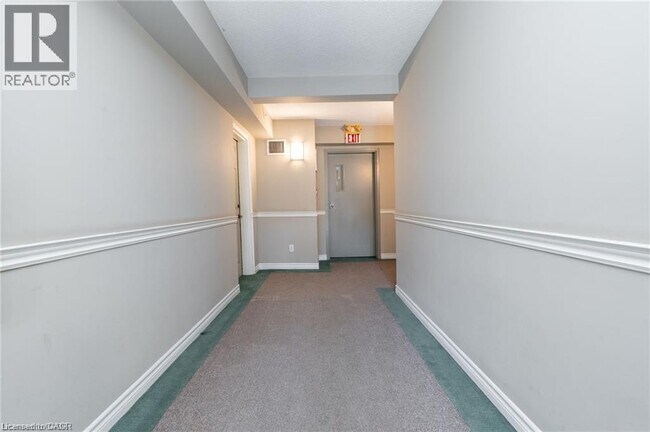 Photo du bâtiment - 4015 Kilmer Dr