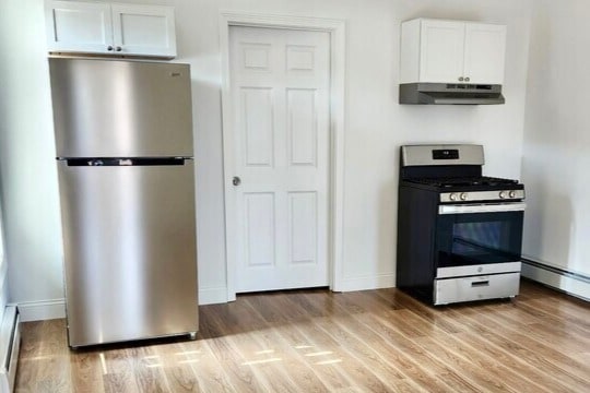1 Bed Kitchen - 741 Somerville St