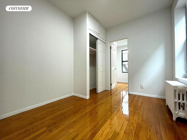Foto del edificio - 532 E 82nd St
