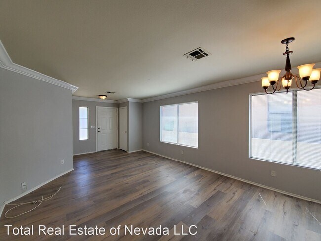 Building Photo - 3 br, 2 bath House - 4776 Julesburg Dr