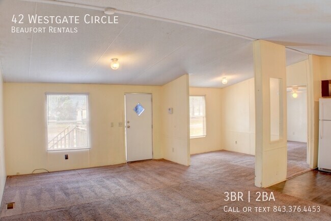Foto del edificio - 42 Westgate Cir