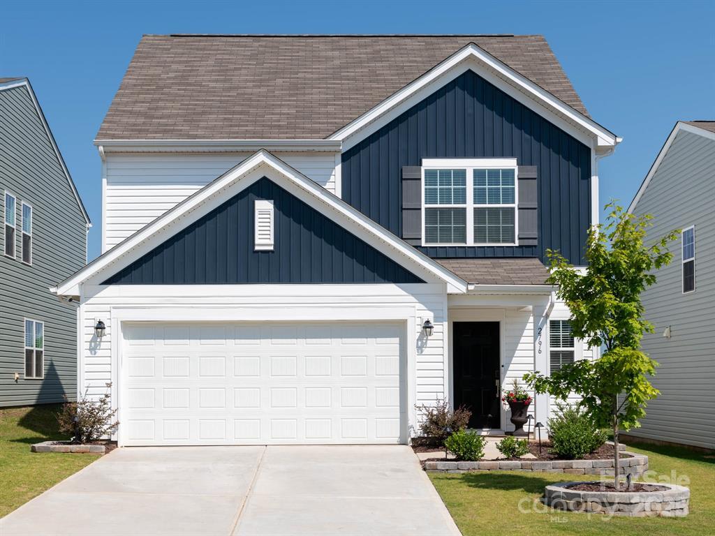 Primary Photo - 2796 Legacy Rdg Ln