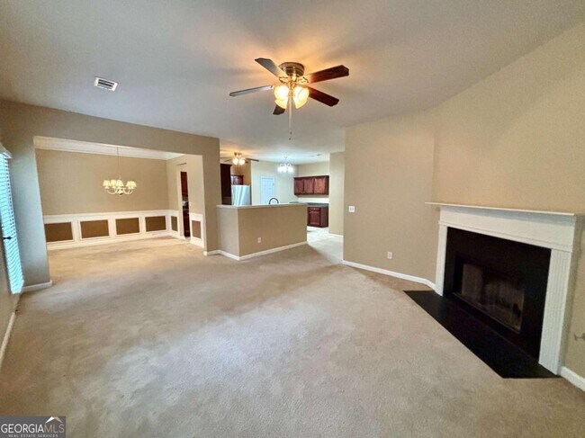 Building Photo - 345 Blackwood Ln