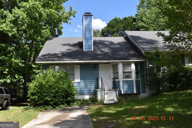 Building Photo - 4421 Azalea Dr