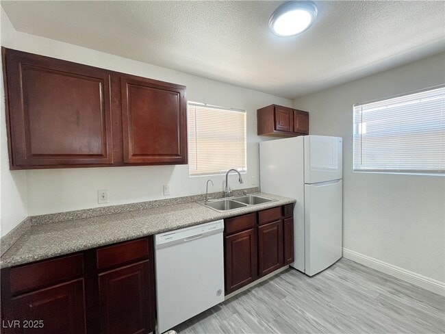Building Photo - 2801 N Rainbow Blvd