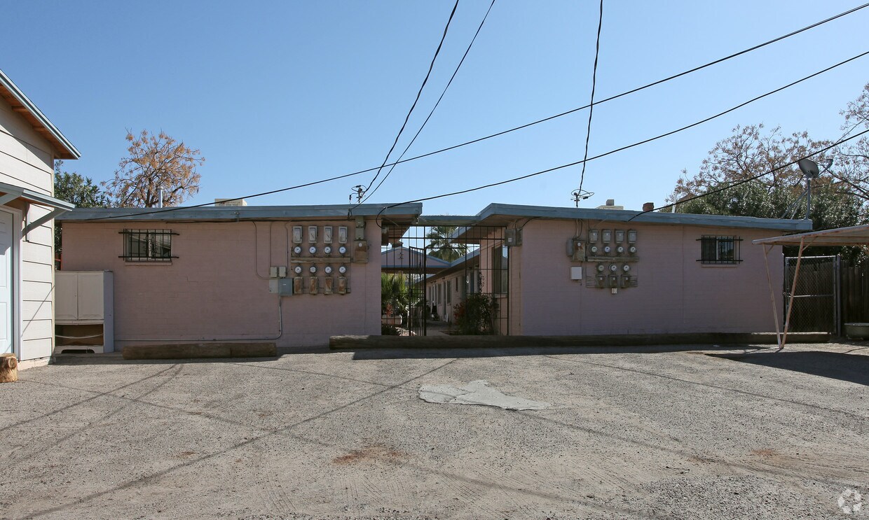 Foto del edificio - La Clarita Apartments