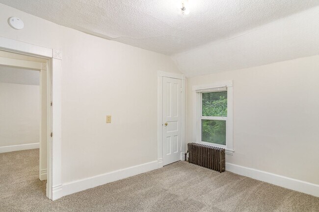 Foto del edificio - Charming 3 Bedroom | 1 Bathroom