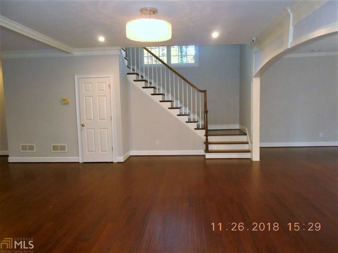 Primary Photo - 3123 Kings Arms Ct