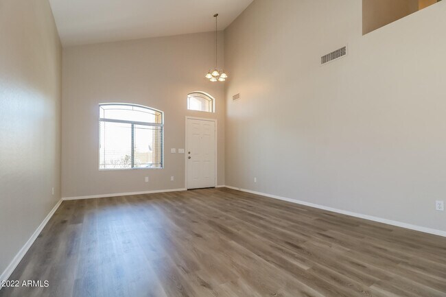 Building Photo - 5866 S 237th Ln