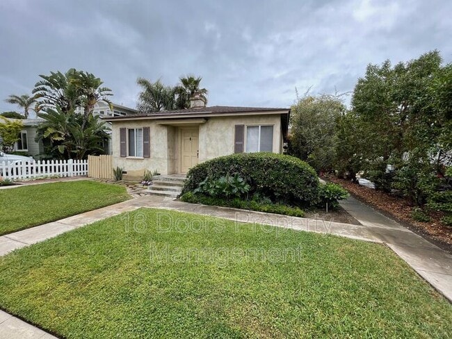 Building Photo - 859 Chalcedony St