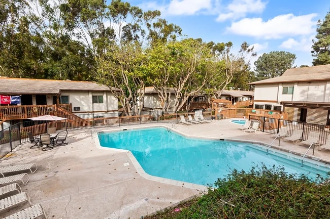 Foto del edificio - 6358 Rancho Mission Rd