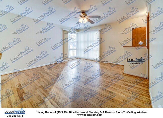 Building Photo - 3/1.5 Split Level: Open Foolrplan,C/A,Hard...