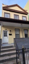 Building Photo - 416 41st St