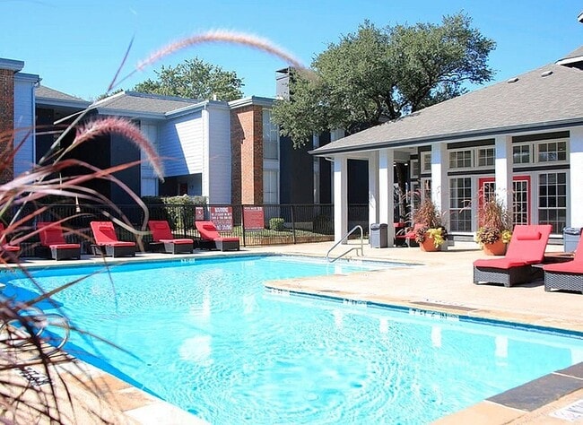 Pool - Coronado Villas