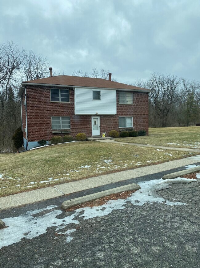 Foto del edificio - 8310 Riley Rd