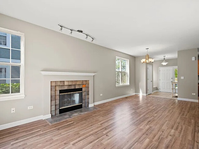 Foto del edificio - 2568 Golf Ridge Cir