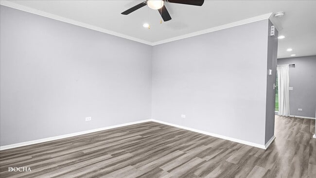 Building Photo - 3060 Winchester Ct W