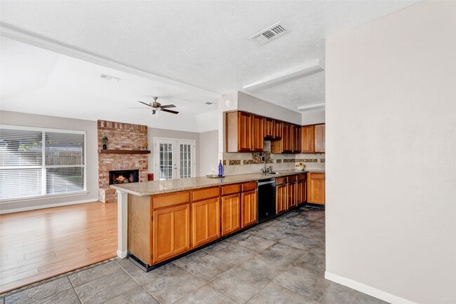 Building Photo - 7214 Dogwood Trail Dr