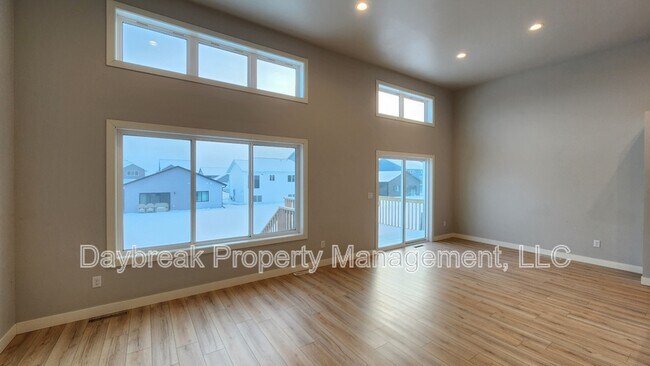 Building Photo - 6728 66th Ave S