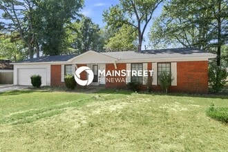 Building Photo - 5747 Northland Dr