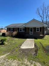 Building Photo - 501 S Dennis St