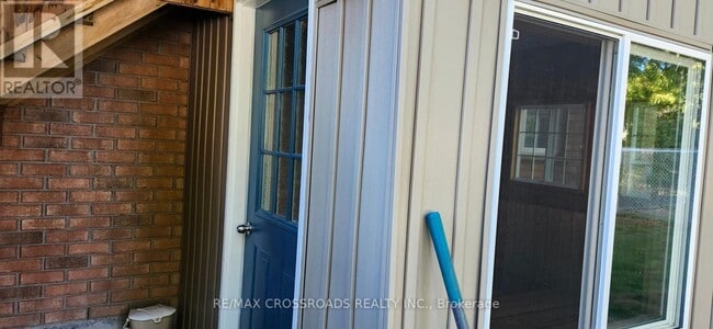 Building Photo - 39 Reid St