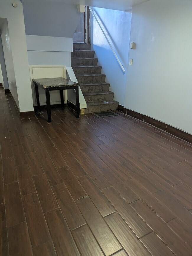 Foto del edificio - 8105 S Green St