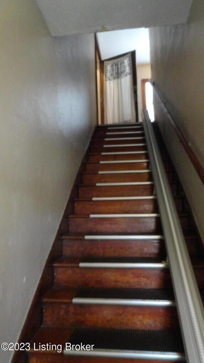 Foto del edificio - 1400 Cardinal Dr