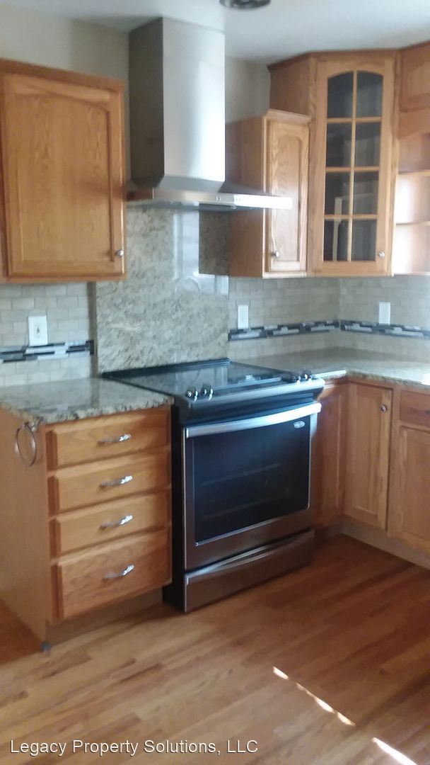 Foto del edificio - 5 br, 3 bath House - 1500 Sundance Lane