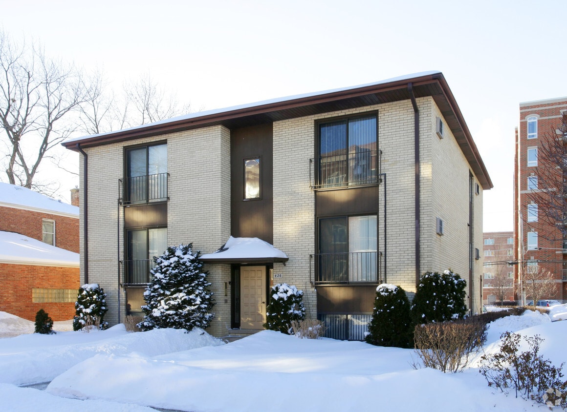 Building Photo - 426 Alles St