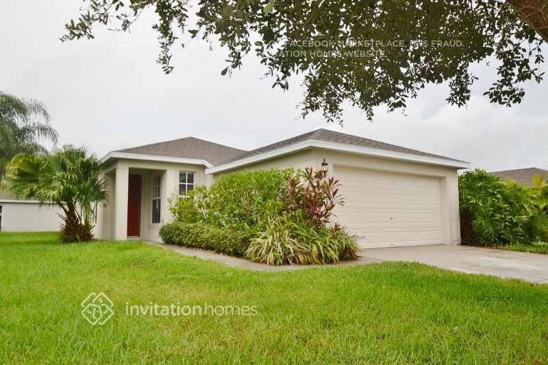 Foto principal - 9910 52nd St E