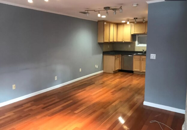 Building Photo - 60 Jefferson St