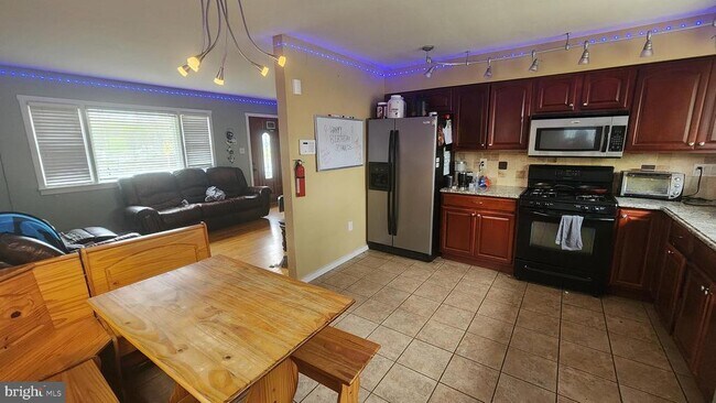 Foto del edificio - 804 Carpenter St