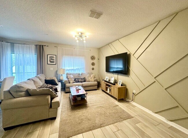 Foto del edificio - 116 Cedar Bark Ln