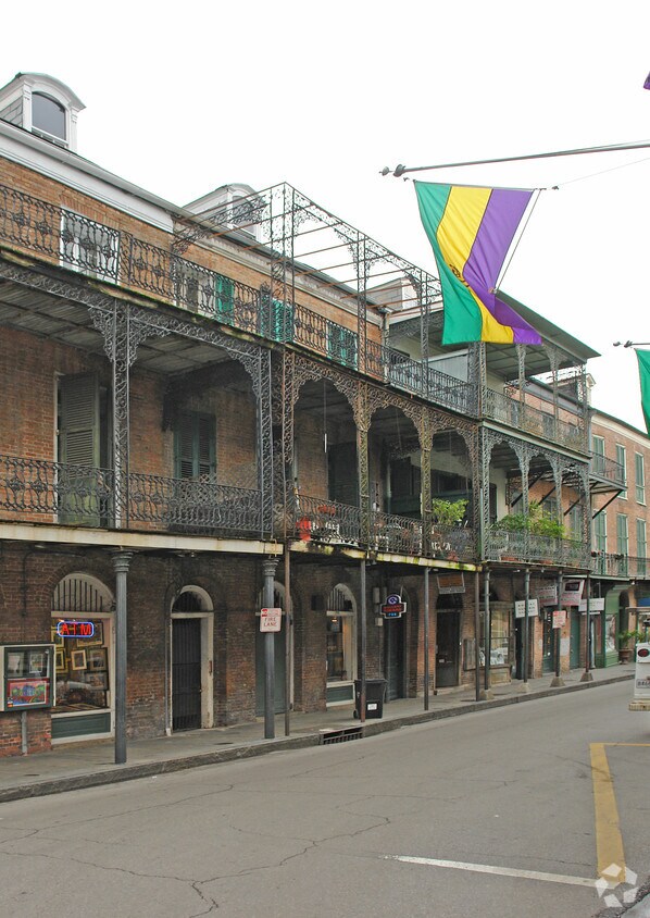 Building Photo - 736 Royal St