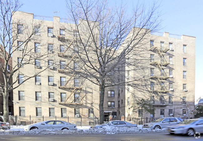 Building Photo - The Barclay