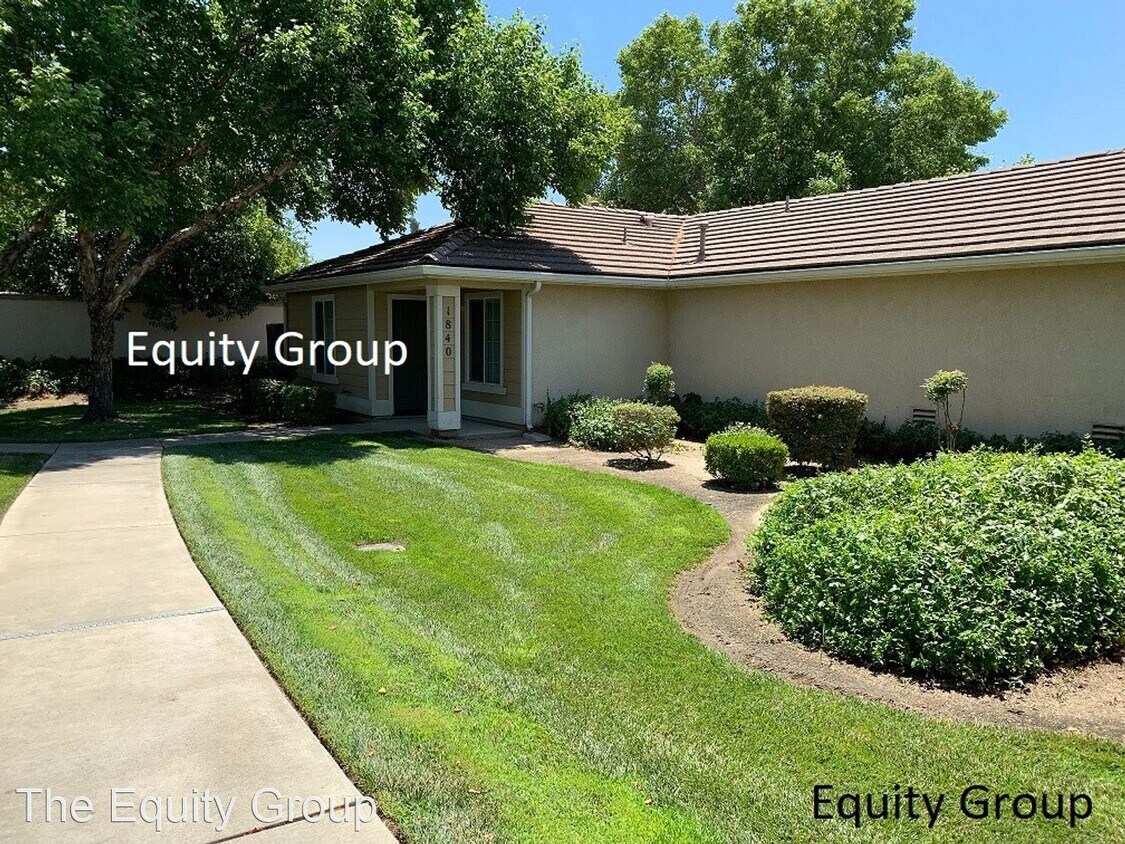 17501858 Paseo Del Lago, Tulare, CA 93274 Room for Rent in Tulare