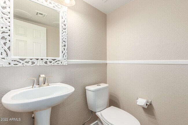 Foto del edificio - 16258 N 160th Ave