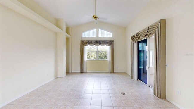 Building Photo - 11132 SW 73rd Ct