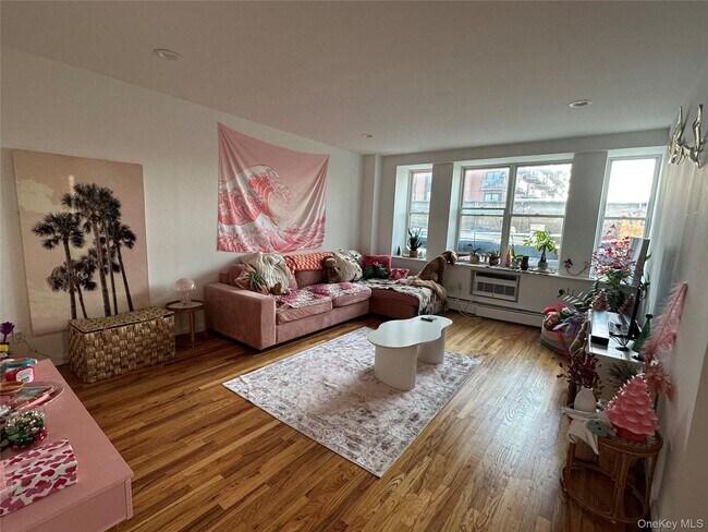 Foto del edificio - 25 W Broadway