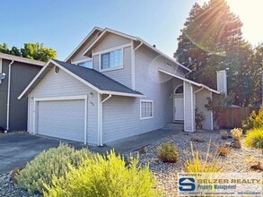 Building Photo - 1039 Crystal Bay Ct