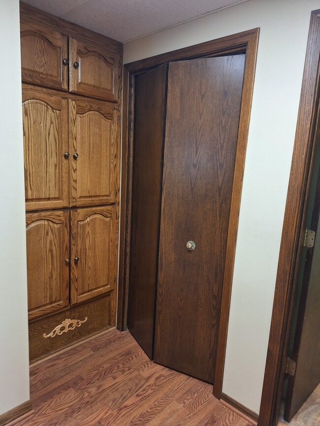 Extra closet space - 9199 Jane Rd N
