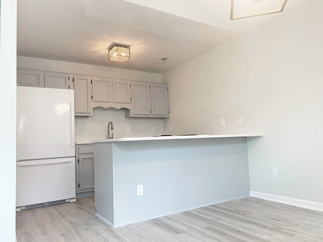 Building Photo - 3809 Fawn Creek Dr