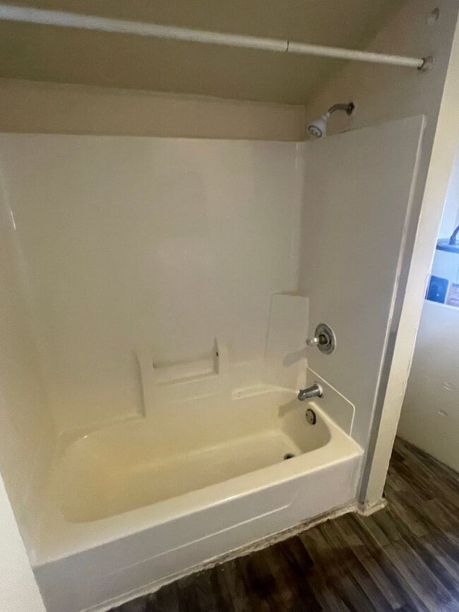 Foto del edificio - 2031-2033 S 15th Pl. (Duplex)