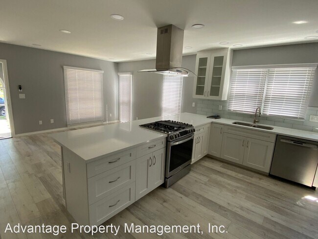 Foto del edificio - 1 br, 1 bath House - 116 E. Morrison