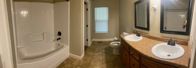 Photo - 116 River Flow Dr House