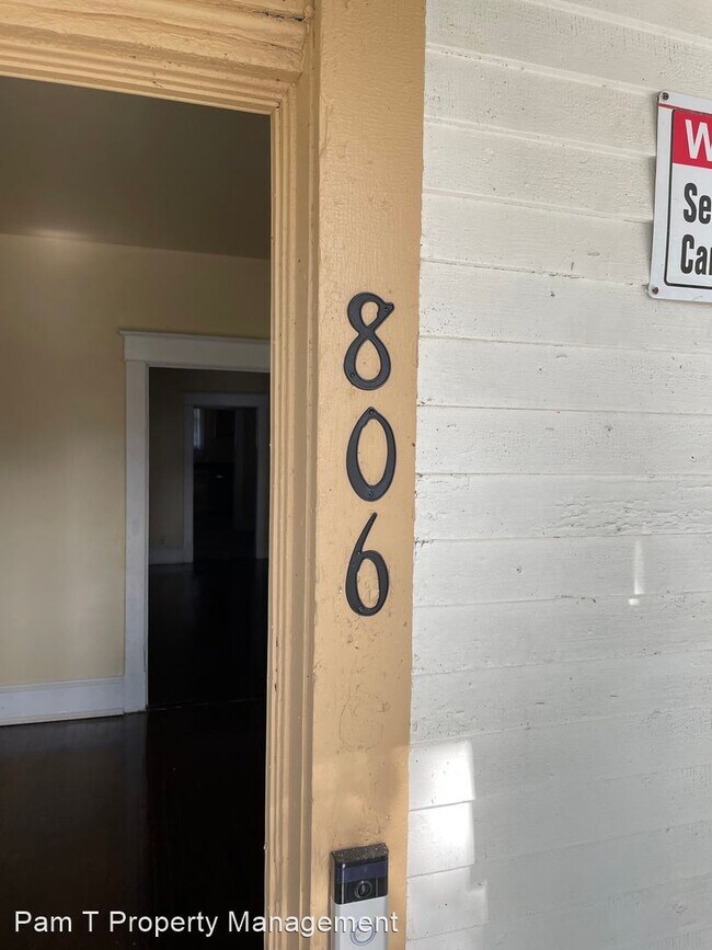 Foto del edificio - 3 br, 2 bath House - 806 E 31st Street Unit A