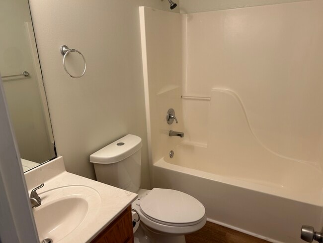 Foto del edificio - 39 Farm View Cir