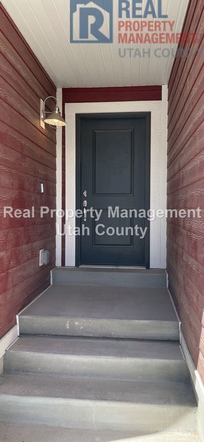 Foto del edificio - 487 S Fox Chase Ln