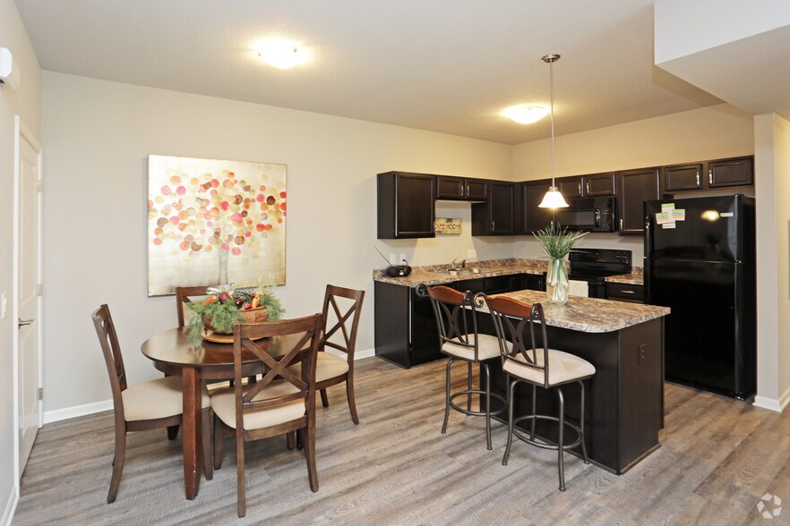 Carman Estates Rentals Des Moines, IA